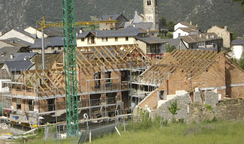 Edificio plurifamiliar en Tirvia